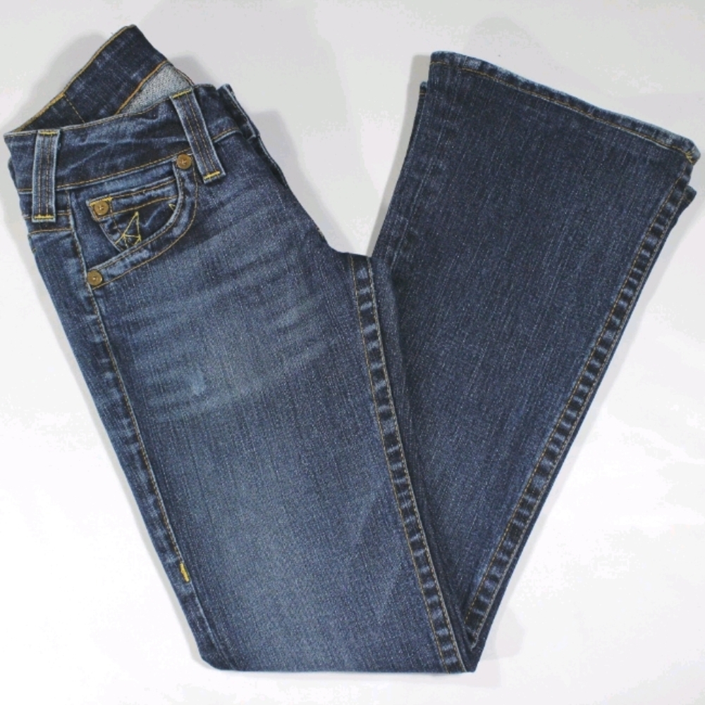 TrueReligion - Picture 8 of 11